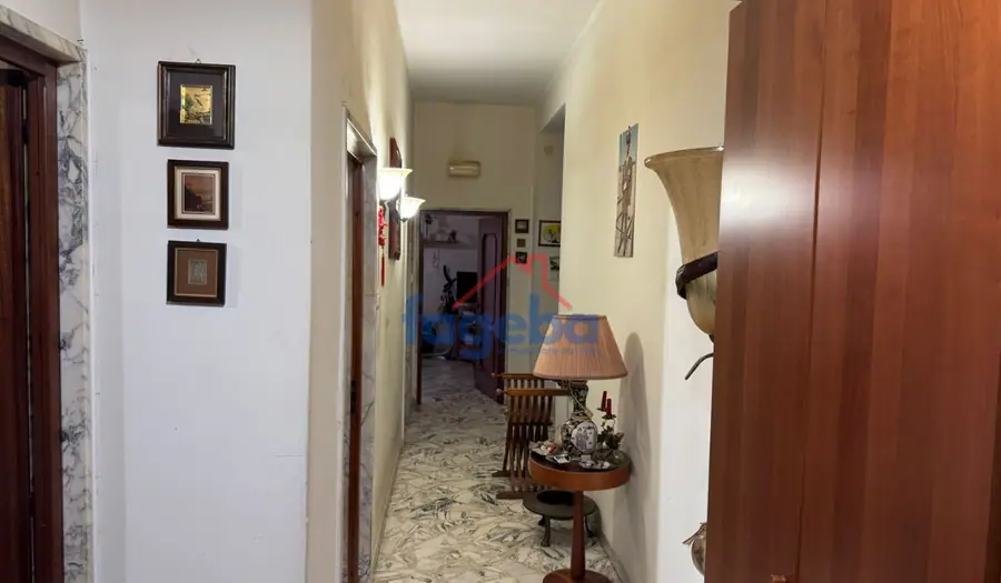 Appartamento ampio in zona centrale — foto 14