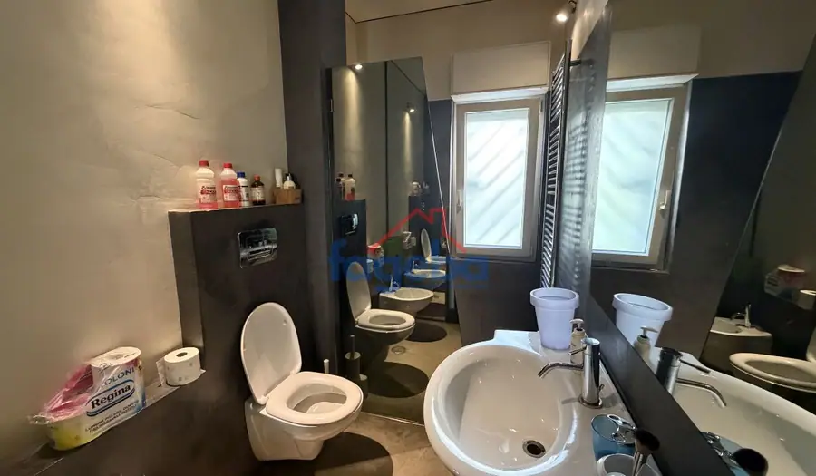 Appartamento con ampio giardino privato — foto 7