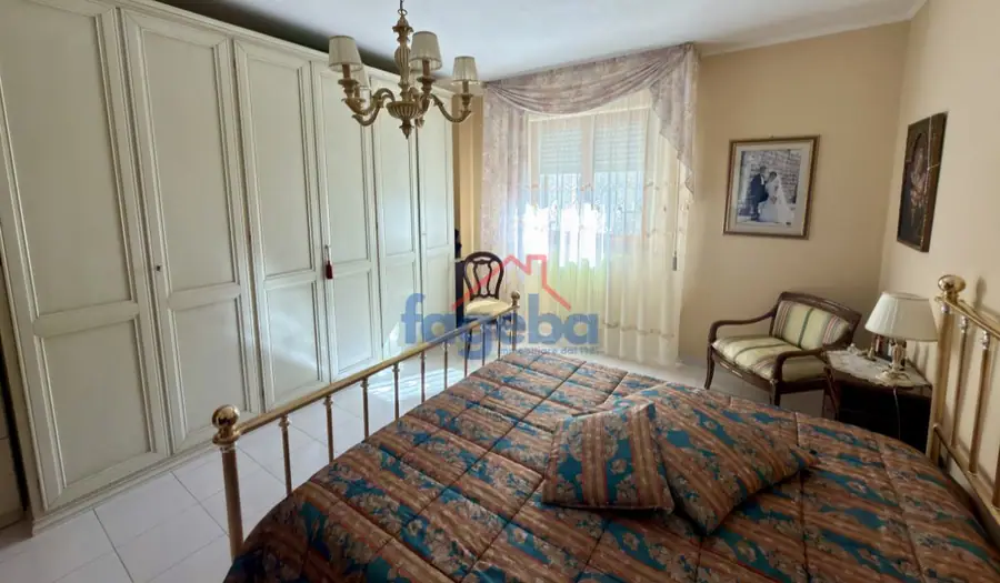 Appartamento con doppia esposizione — foto 6