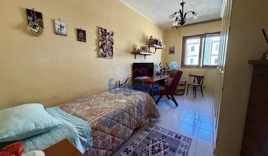 Appartamento con doppia esposizione — foto 9