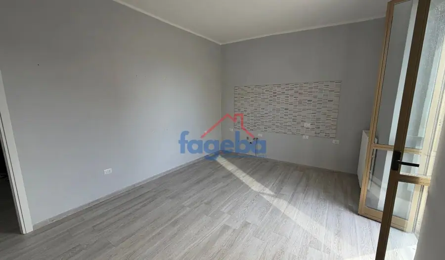 Appartamento con terrazzo privato — foto 8