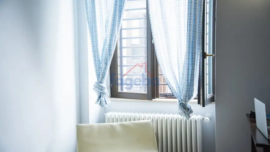 Appartamento ristrutturato con terrazza privata — foto 42
