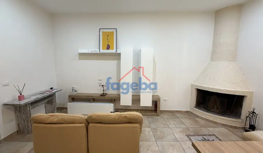 Bilocale moderno con doppia esposizione — foto 9