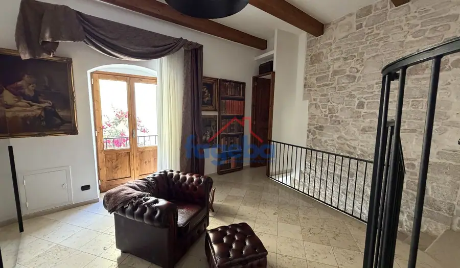 Palazzina indipendente — foto 11