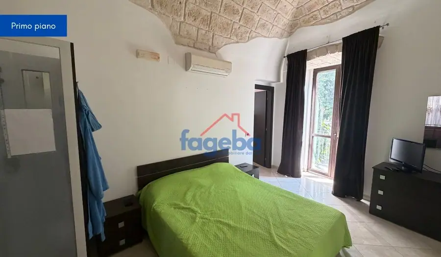 Palazzina indipendente in zona centrale — foto 42