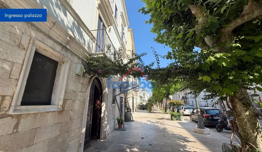 Palazzina indipendente in zona centrale, Via Giovanni Bovio