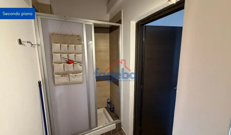 Palazzina indipendente in zona centrale — foto 32