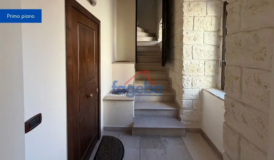 Palazzina indipendente in zona centrale — foto 39